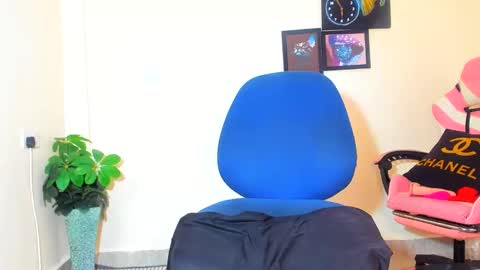 little_africa online show from 02/11/25, 11:10