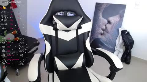 Amelie  online show from 03/11/26, 09:54