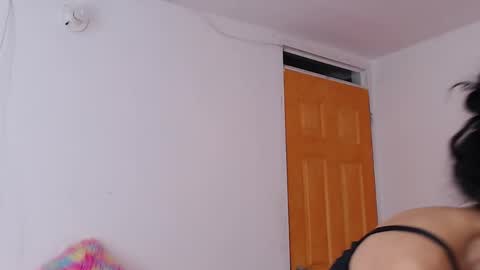 TU ANGELITO online show from 10/19/25, 01:06