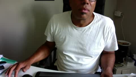 Snapshot of little_buddha chatting on 06/24/26, 09:08 Pure Black Power online show from 06/24/26, 09:08