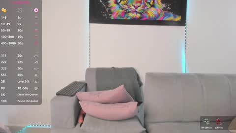 Snapshot of little_caro13 chatting on 03/07/25, 08:44 Independent model carolina online show from 03/07/25, 08:44