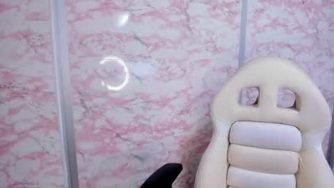 Snapshot of little_doll_4u chatting on 06/12/26, 10:14 ANNI online show from 06/12/26, 10:14