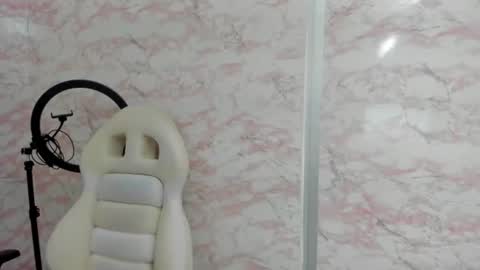 Snapshot of little_doll_4u chatting on 07/04/26, 10:10 ANNI online show from 07/04/26, 10:10