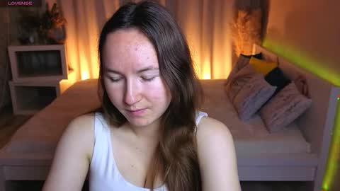 Snapshot of little_doll_meow chatting on 10/03/25, 02:52 Alexandra online show from 10/03/25, 02:52