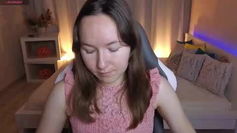 Alexandra online show from 11/13/25, 03:27