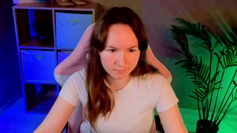 Snapshot of little_doll_meow chatting on 06/01/26, 01:40 Alexandra online show from 06/01/26, 01:40