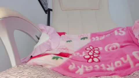 Help me reach 100 likes online show from 03/05/25, 10:10