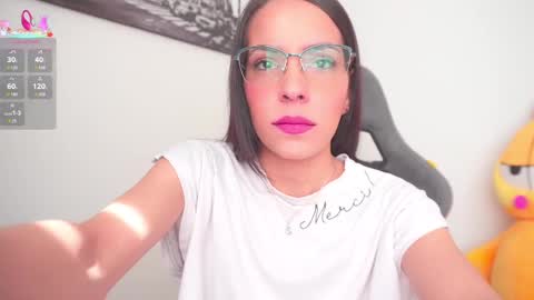 Help me reach 100 likes online show from 09/11/25, 07:14