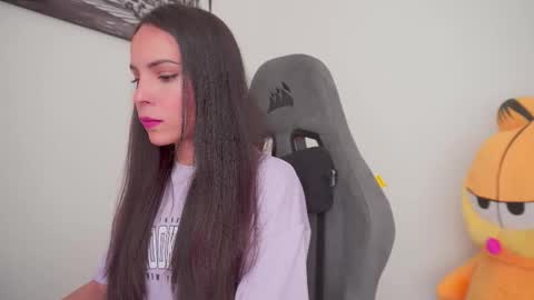 Help me reach 100 likes online show from 10/13/25, 07:14