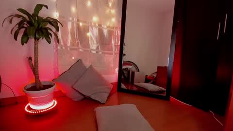 Emily online show from 12/18/24, 02:32