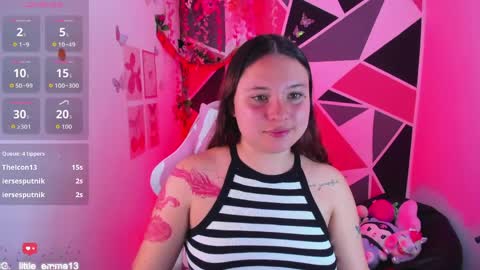 Snapshot of little_emma0 chatting on 04/25/26, 07:00 Carol online show from 04/25/26, 07:00