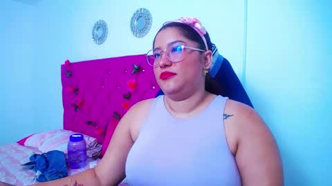 mai rojas online show from 01/13/25, 01:13