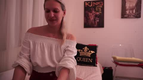 Snapshot of little_heart_andreea chatting on 01/28/25, 10:01 little_heart_andreea online show from 01/28/25, 10:01