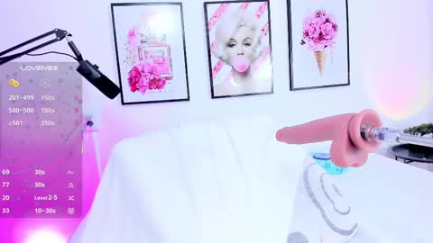 little_ivonne online show from 10/04/25, 08:51