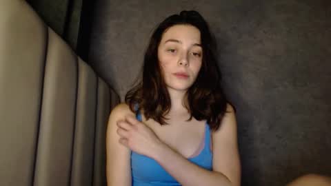 Mia   Im online every day 1530 PM in New York  2030 PM in London online show from 02/09/26, 08:57