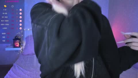 Snapshot of little_misaki chatting on 02/02/25, 01:34 Maria online show from 02/02/25, 01:34