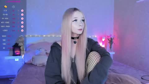 Snapshot of little_misaki chatting on 03/07/25, 06:54 Maria online show from 03/07/25, 06:54