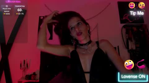 Snapshot of little_nauughty2 chatting on 09/14/25, 02:05 Little Nauughty2 online show from 09/14/25, 02:05