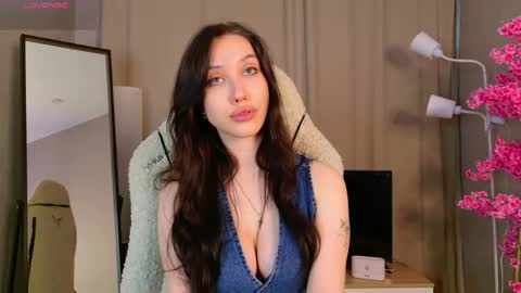 Kate online show from 05/13/26, 04:37
