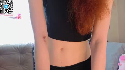 Snapshot of little_red_rosy chatting on 07/18/26, 05:00 Rosy online show from 07/18/26, 05:00