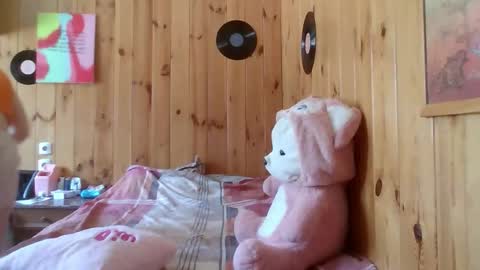 Snapshot of little_shygirl_ chatting on 09/11/25, 08:58 little_shygirl_ online show from 09/11/25, 08:58