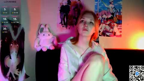 Snapshot of little_sugar_queen chatting on 02/18/26, 07:10 Akin online show from 02/18/26, 07:10