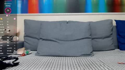 Snapshot of little_v1rgin_angel chatting on 12/14/24, 02:21 Kwan online show from 12/14/24, 02:21