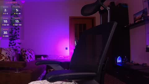 Sofia online show from 04/09/26, 06:24