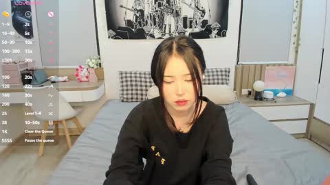 Yena and Gabby online show from 03/12/26, 08:37