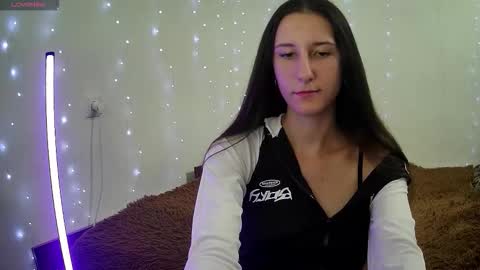 LittleAhWitch online show from 09/23/25, 09:34