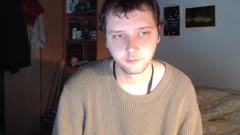 littlealien7 online show from 09/14/25, 05:06