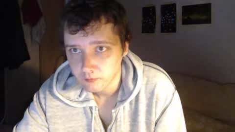 littlealien7 online show from 10/18/25, 11:16