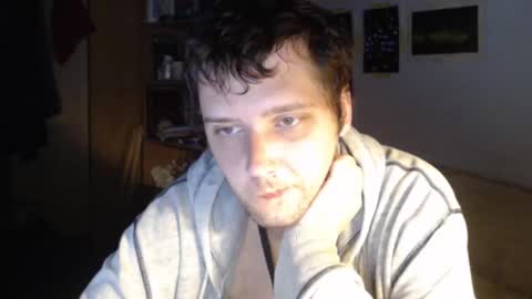 littlealien7 online show from 10/23/25, 06:02