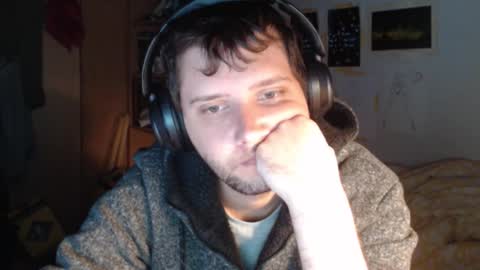 littlealien7 online show from 10/30/25, 05:02