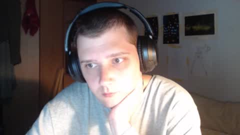 littlealien7 online show from 11/02/25, 11:29