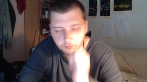 littlealien7 online show from 11/12/25, 06:52