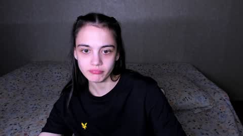 Snapshot of littleashleyy chatting on 12/22/24, 04:17 littleashleyy online show from 12/22/24, 04:17