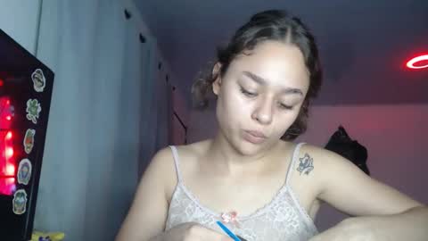 Snapshot of littlecheerry69 chatting on 11/29/25, 03:26 littlecheerry69 online show from 11/29/25, 03:26