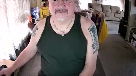 Snapshot of littled83057 chatting on 04/26/26, 05:54 Littled83057 online show from 04/26/26, 05:54
