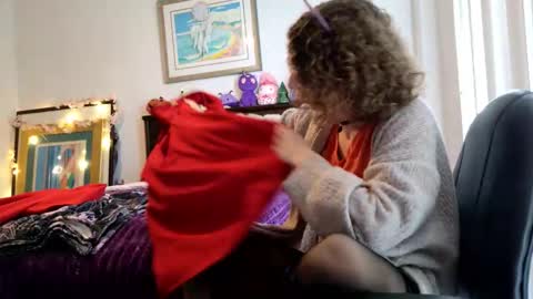 littledeathtrap online show from 11/25/25, 08:09