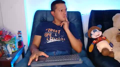 Manu online show from 03/30/26, 02:34