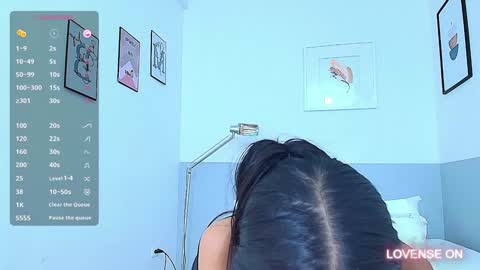 Emily  online show from 12/05/24, 10:23