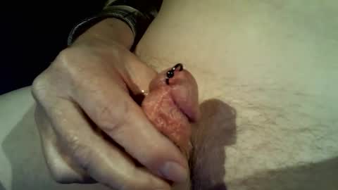 Snapshot of littleed chatting on 05/05/26, 12:18 littleed online show from 05/05/26, 12:18
