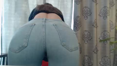 Your little flower  online show from 02/23/25, 01:32