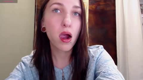 babywillsmile online show from 02/20/26, 08:53