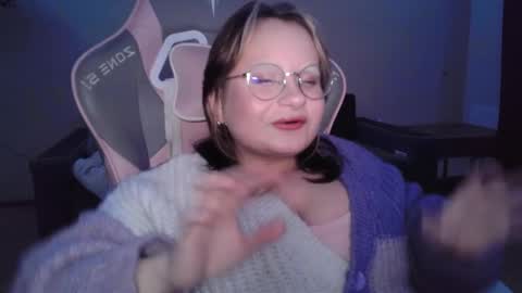 Esfir online show from 10/24/25, 05:53
