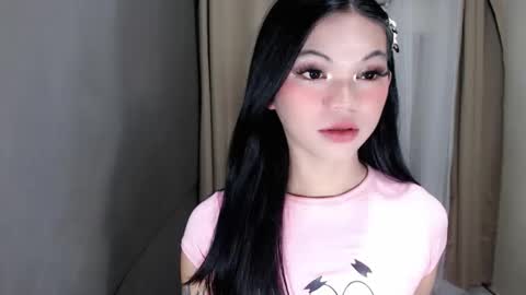 littlelace_ online show from 05/22/26, 12:07
