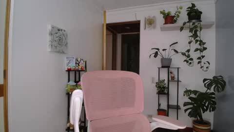 Laksmi online show from 05/30/26, 09:12