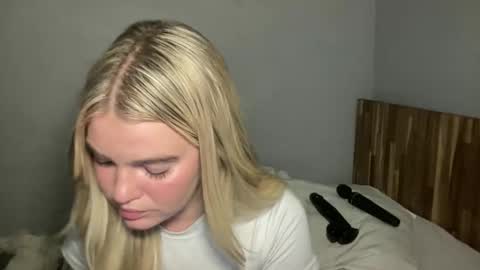 Marciabrady online show from 03/29/26, 08:14