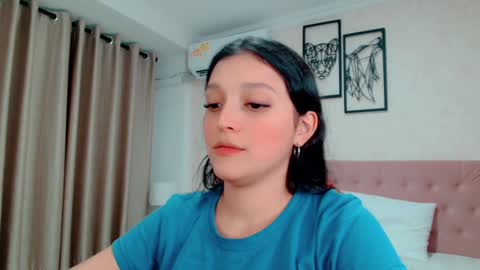 Sarahs Room online show from 01/08/25, 03:40